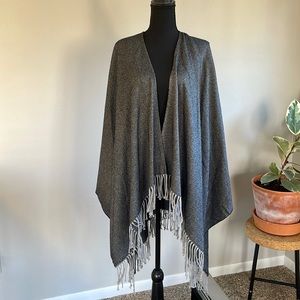 Uniqlo Cozy Striped Shawl